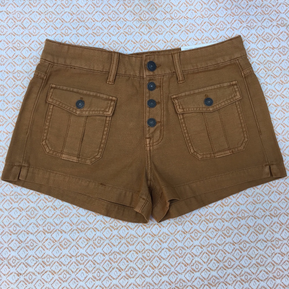 AEO Tomgirl Shortie